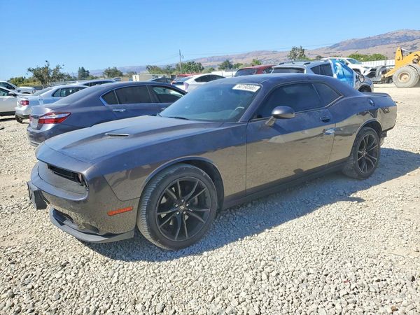 2017 DODGE CHALLENGER SXT