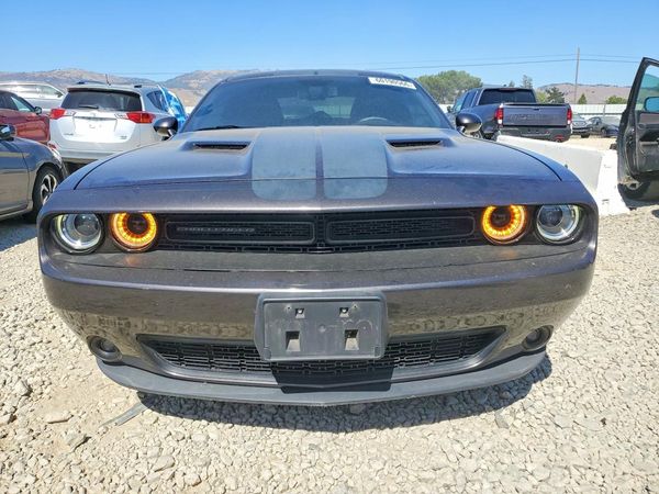 2017 DODGE CHALLENGER SXT