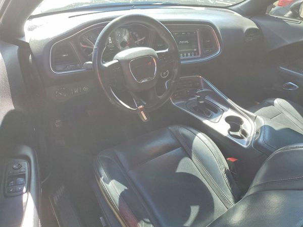 2017 DODGE CHALLENGER SXT