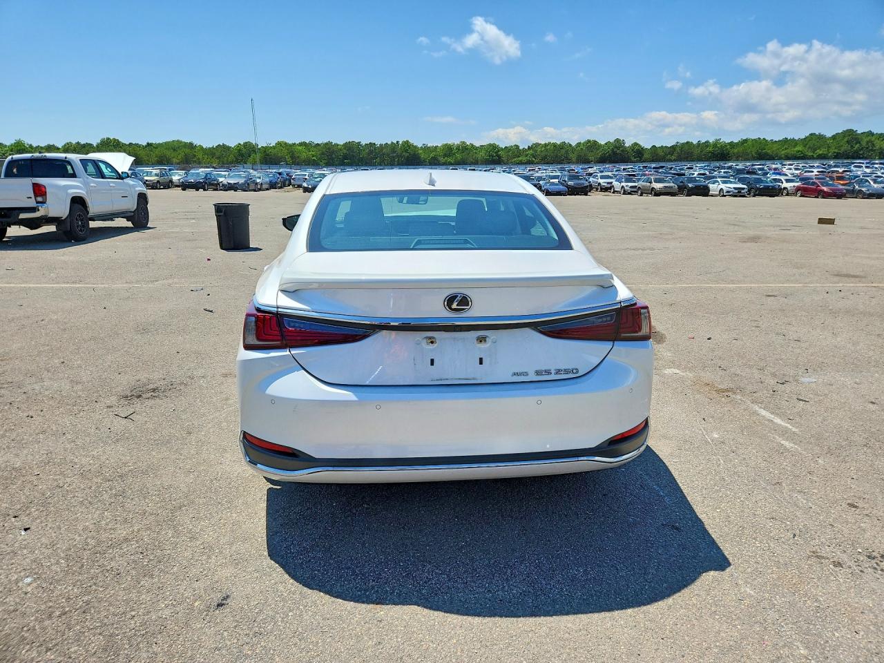 2021 LEXUS ES 250 350 Premium