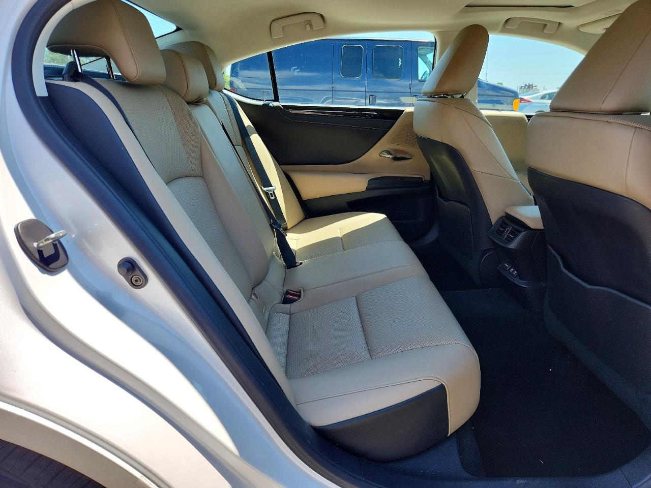 2021 LEXUS ES 250 350 Premium