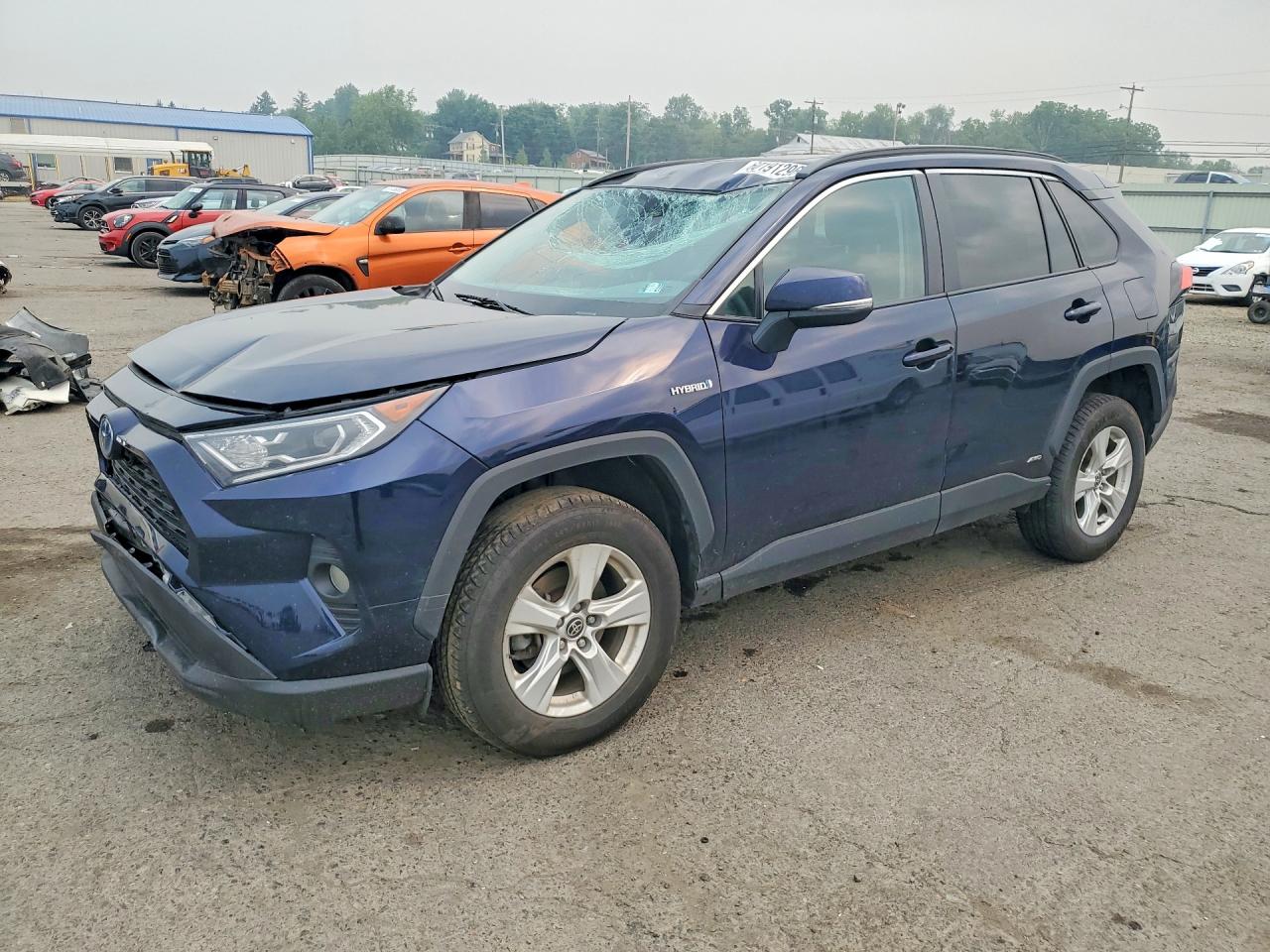 2021 TOYOTA RAV4 XLE HV