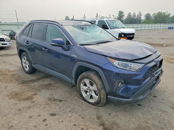 2021 TOYOTA RAV4 XLE HV