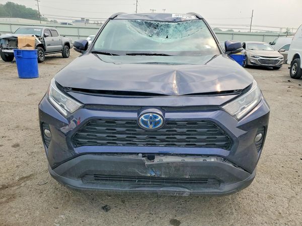 2021 TOYOTA RAV4 XLE HV