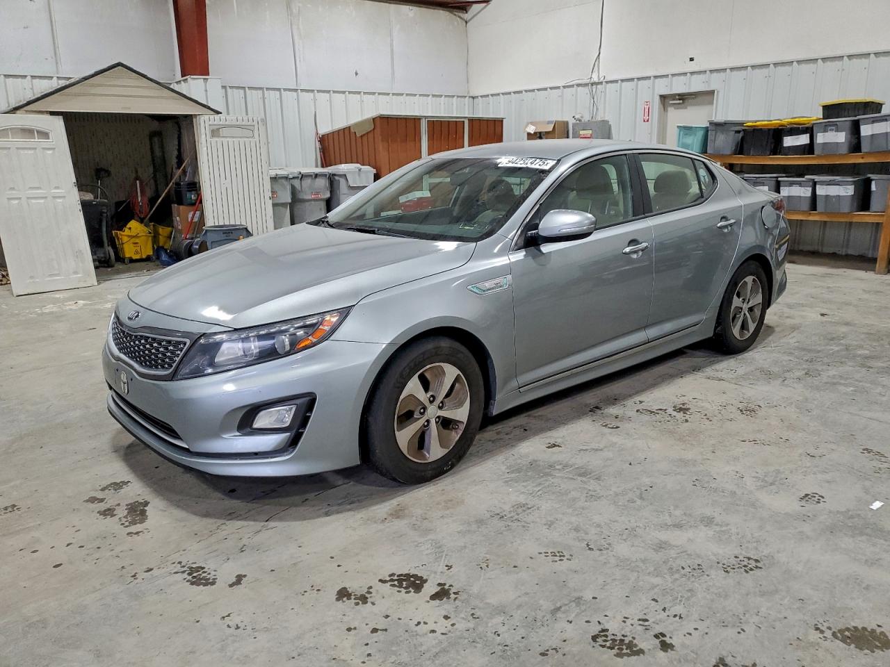 2014 KIA OPTIMA GL - Middle-low
