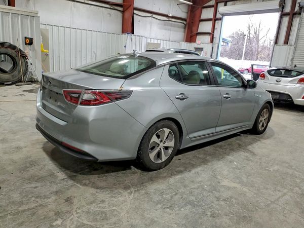 2014 KIA OPTIMA GL - Middle-low