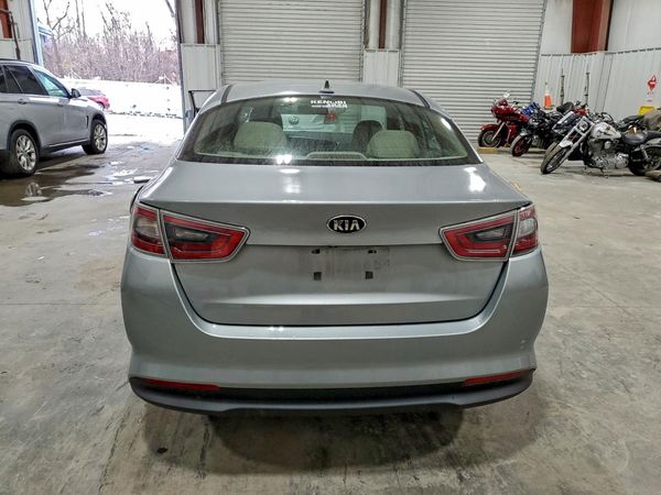 2014 KIA OPTIMA GL - Middle-low