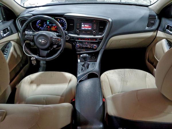 2014 KIA OPTIMA GL - Middle-low