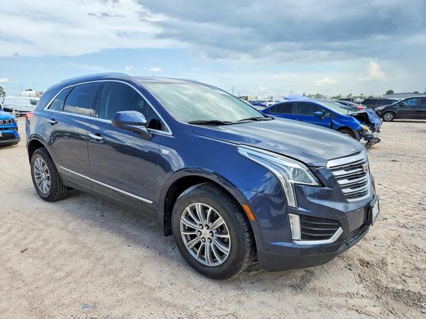 2018 CADILLAC XT5 Luxury