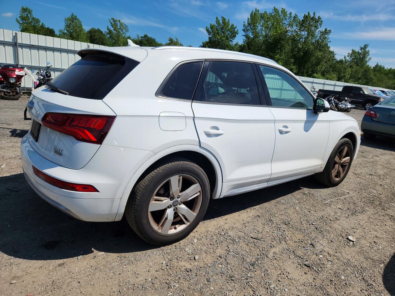 2018 AUDI Q5 quattro Premium