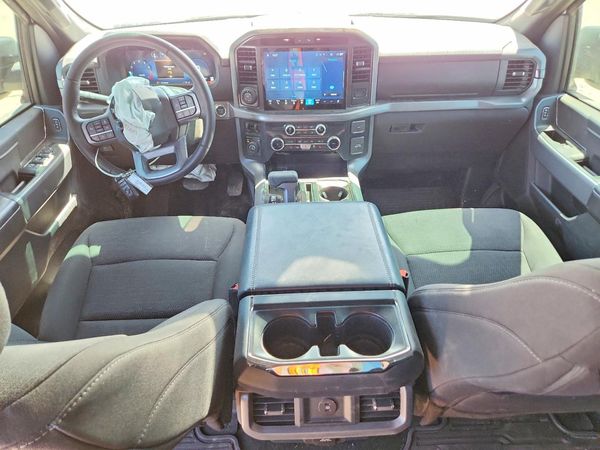 2025 FORD F150 XLT