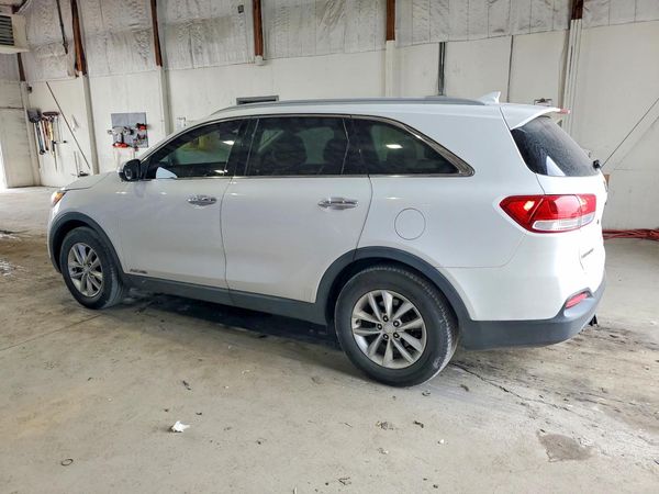 2016 KIA SORENTO L / LX