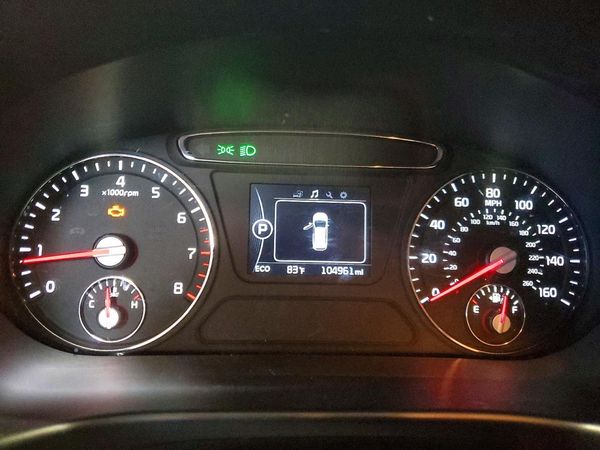 2016 KIA SORENTO L / LX