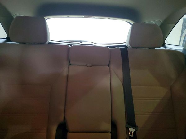 2016 KIA SORENTO L / LX