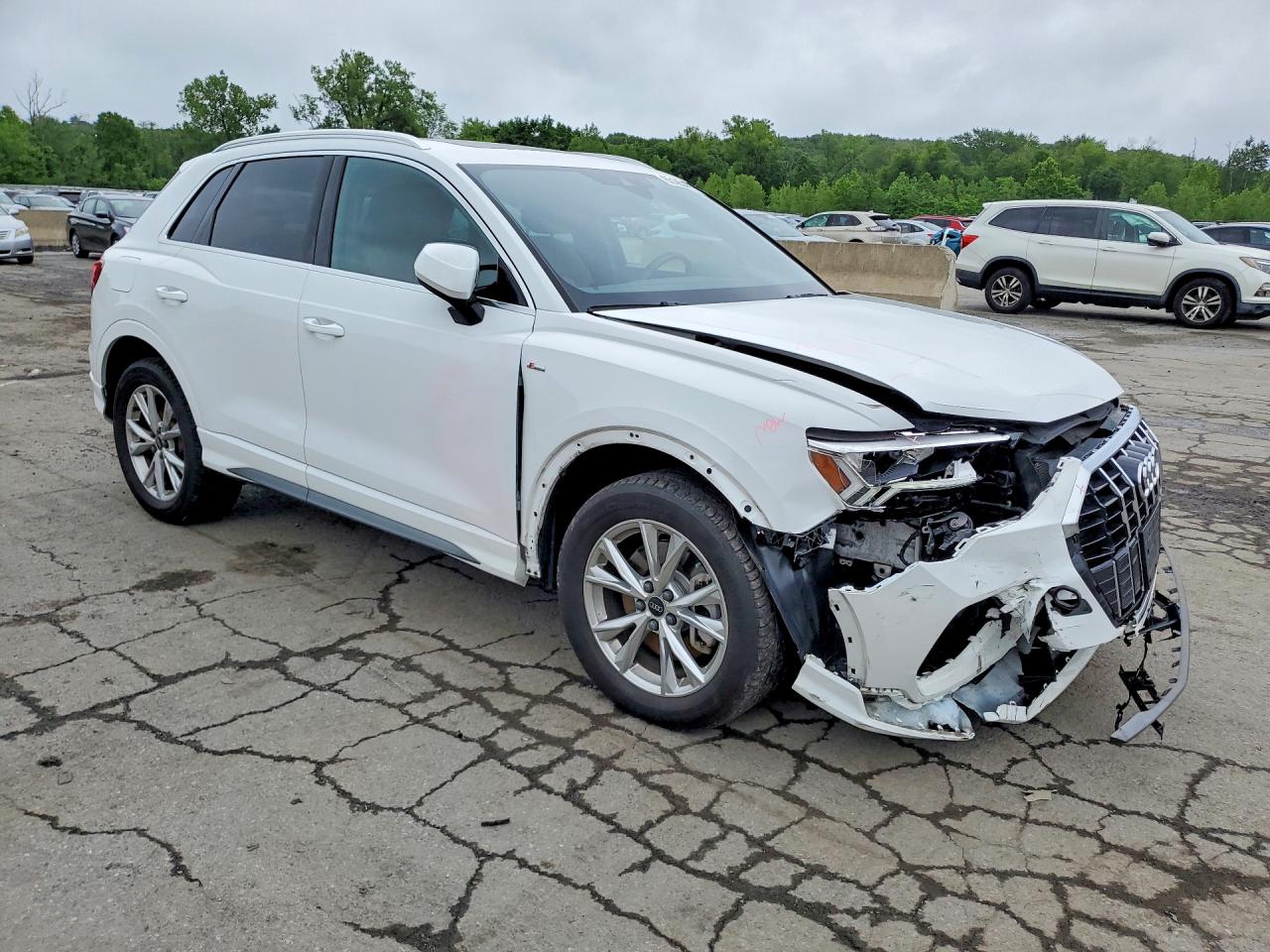 2024 AUDI Q3