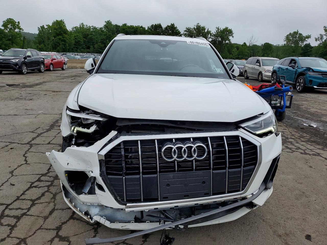 2024 AUDI Q3
