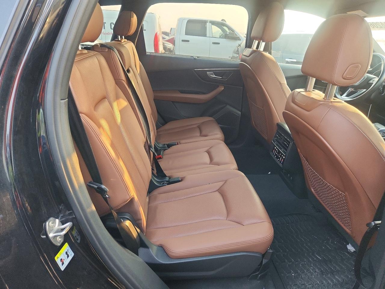 2021 AUDI Q7 quattro Premium Plus