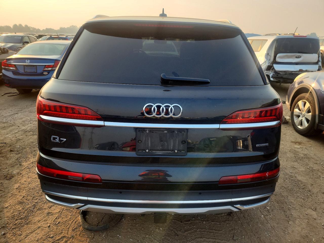 2021 AUDI Q7 quattro Premium Plus