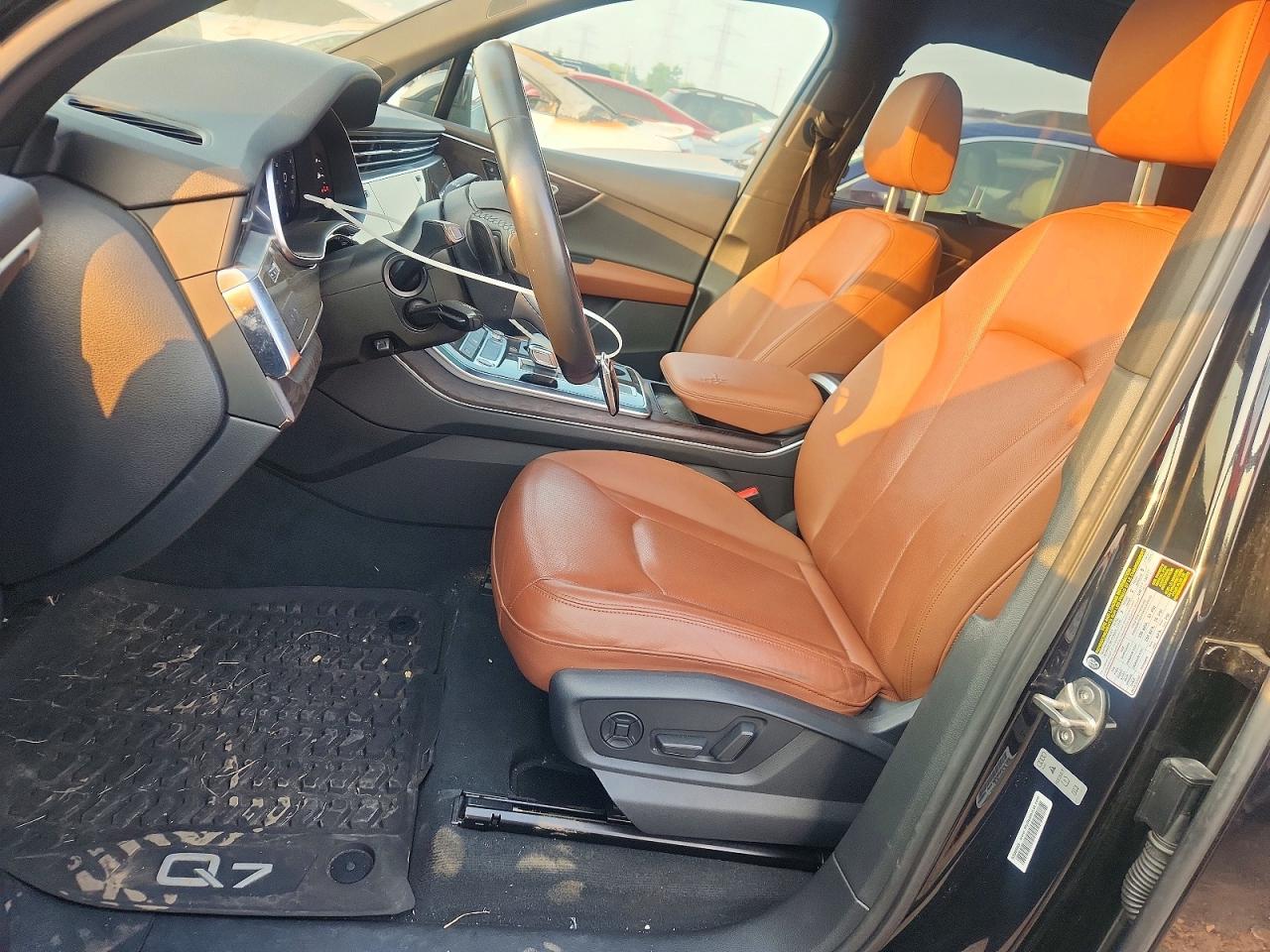 2021 AUDI Q7 quattro Premium Plus