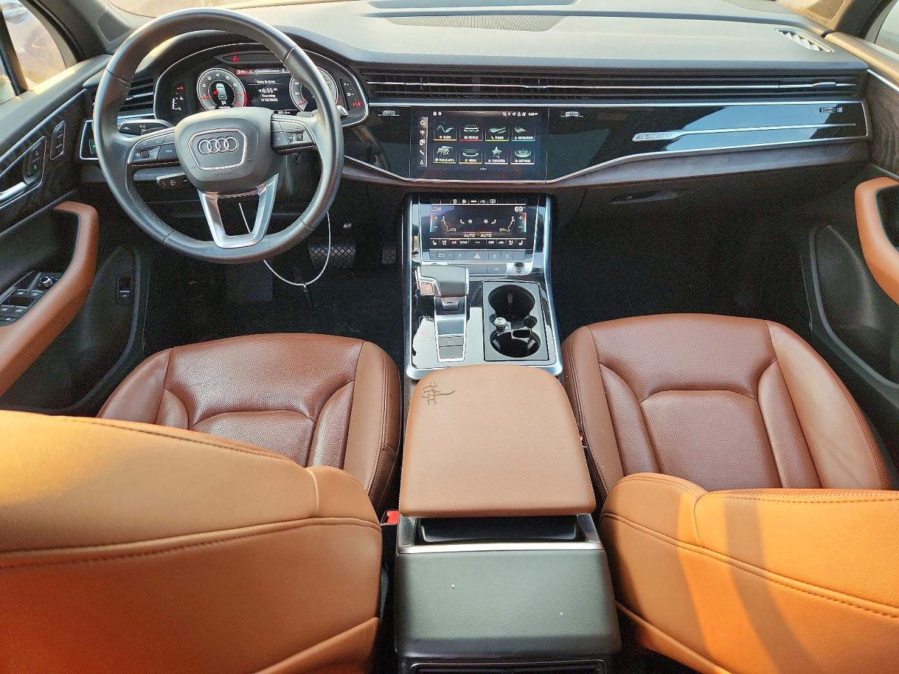 2021 AUDI Q7 quattro Premium Plus