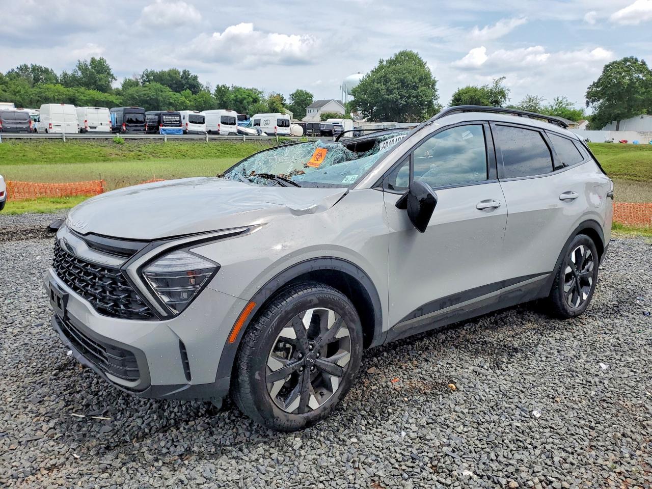 2024 KIA SPORTAGE X-LINE