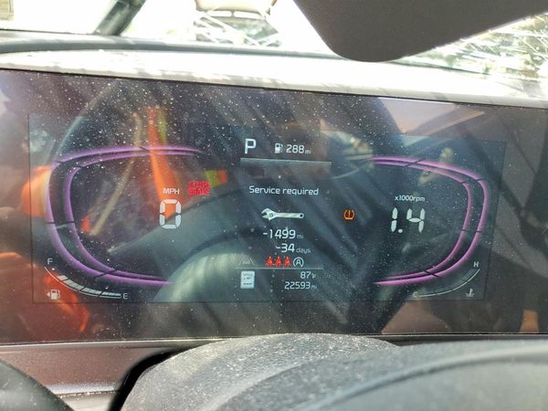 2024 KIA SPORTAGE X-LINE
