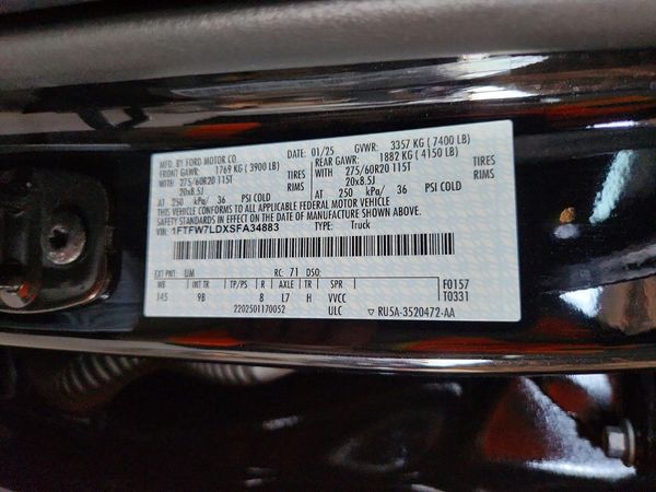 2025 FORD F150 Platinum