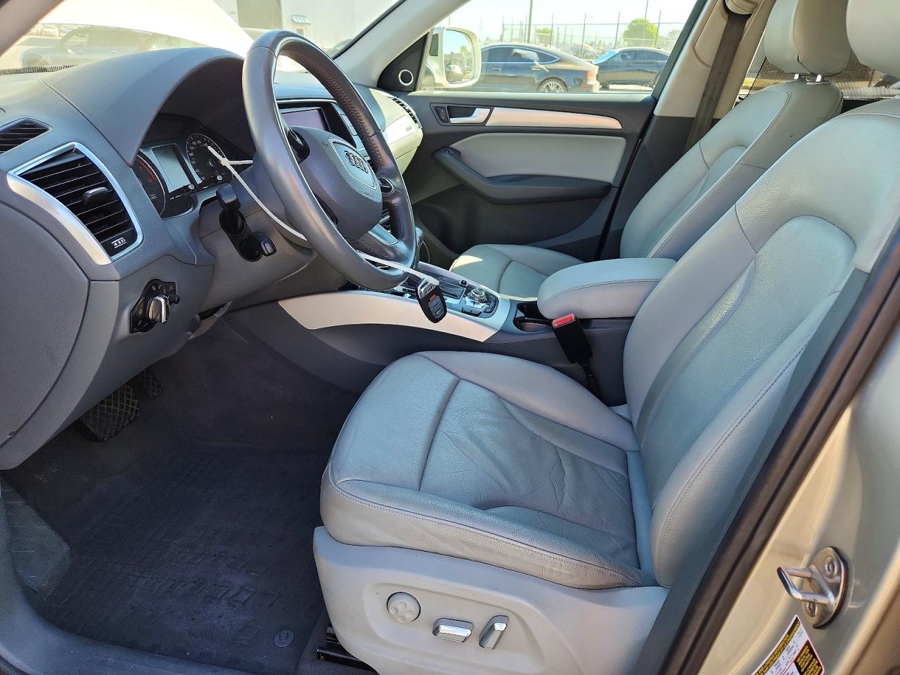 2013 AUDI Q5 Prestige