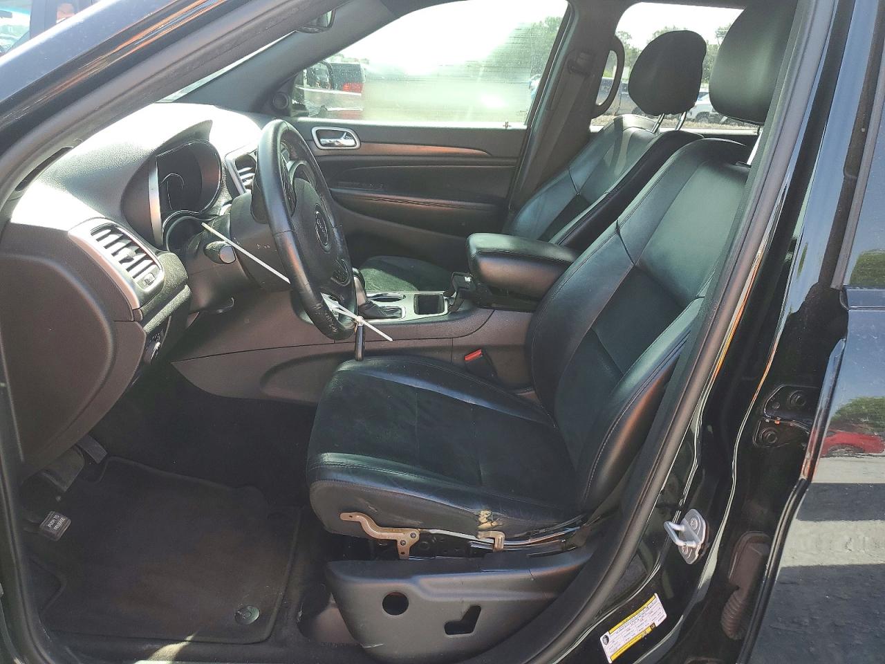 2018 JEEP GRAND CHEROKEE LAREDO 4X2