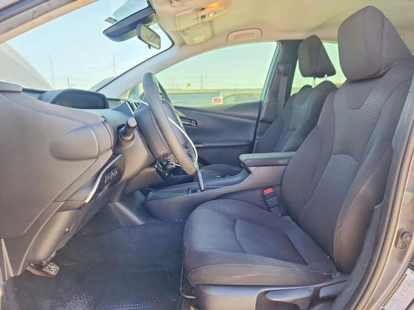 2022 TOYOTA PRIUS