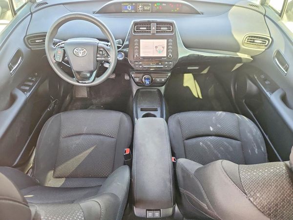 2022 TOYOTA PRIUS