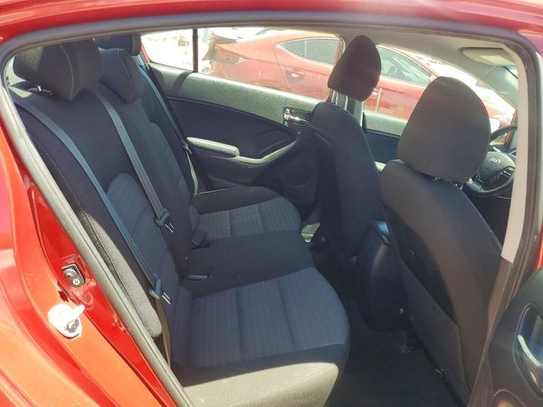 2017 KIA FORTE LX Popular, S