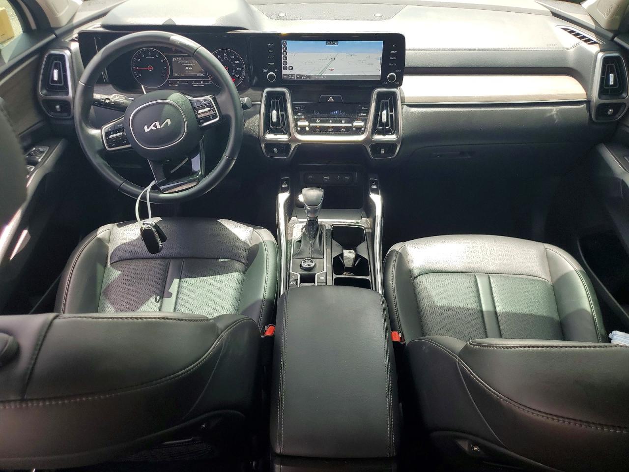 2022 KIA SORENTO EX