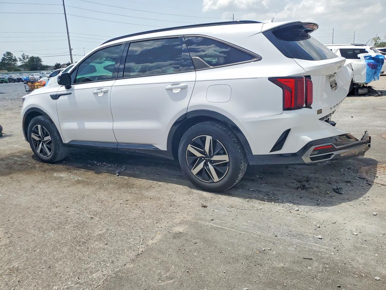 2022 KIA SORENTO EX