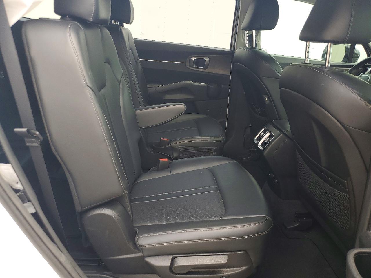 2022 KIA SORENTO EX