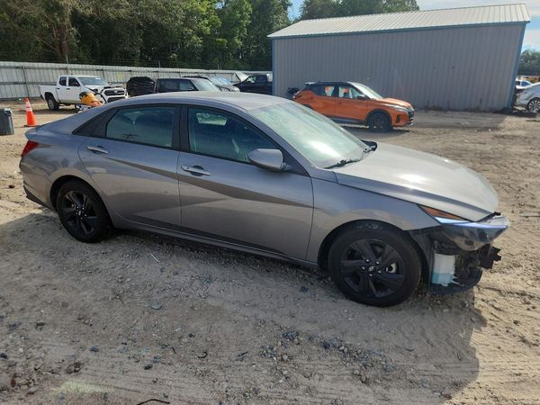 2021 HYUNDAI ELANTRA Blue