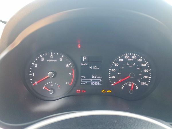 2018 KIA RIO 5-DOOR LX, S