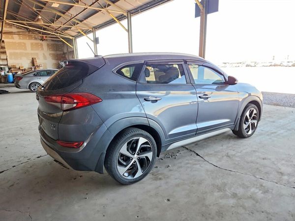 2017 HYUNDAI TUCSON