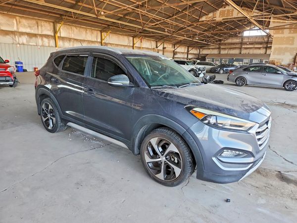 2017 HYUNDAI TUCSON
