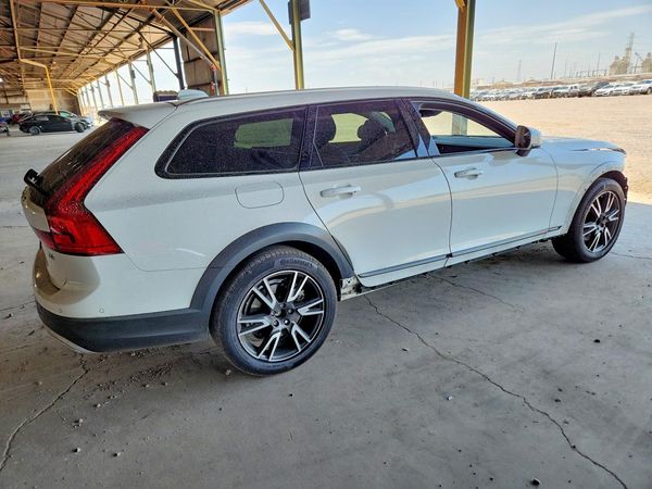 2018 VOLVO V90 CROSS COUNTRY Inscription