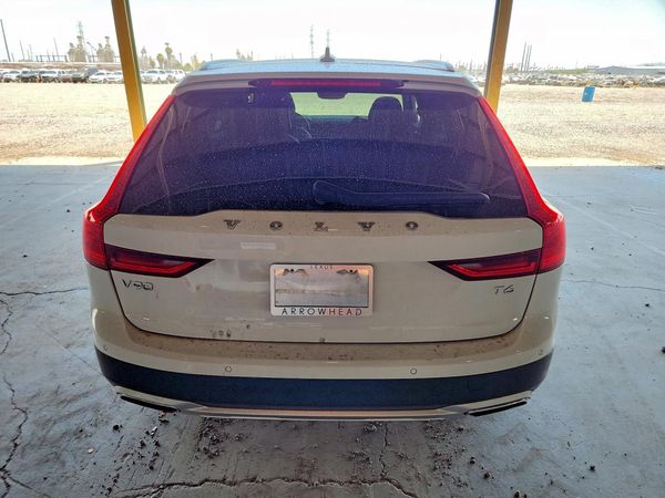 2018 VOLVO V90 CROSS COUNTRY Inscription