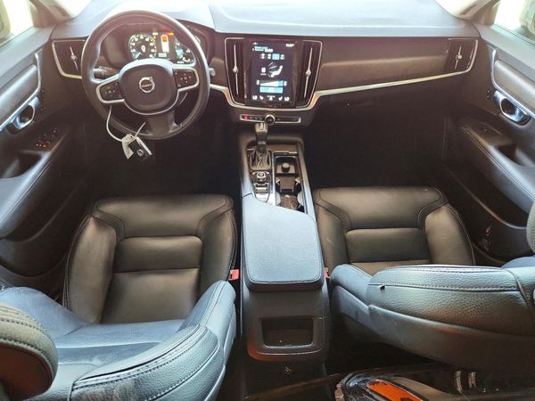 2018 VOLVO V90 CROSS COUNTRY Inscription
