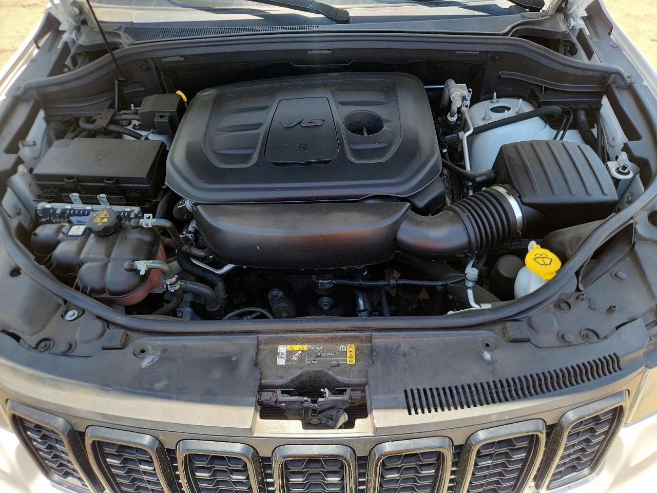 2021 JEEP GRAND CHEROKEE LAREDO 4X2