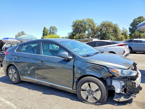 2022 HYUNDAI IONIQ