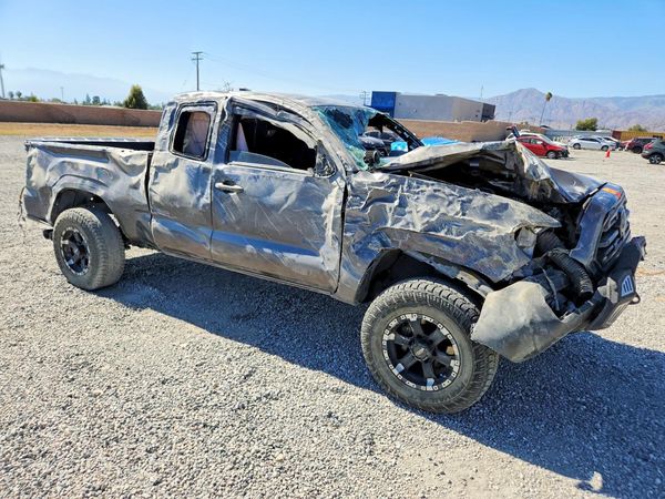 2019 TOYOTA TACOMA SR5