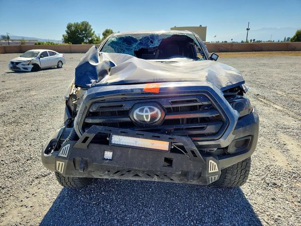 2019 TOYOTA TACOMA SR5