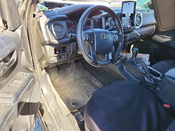 2019 TOYOTA TACOMA SR5