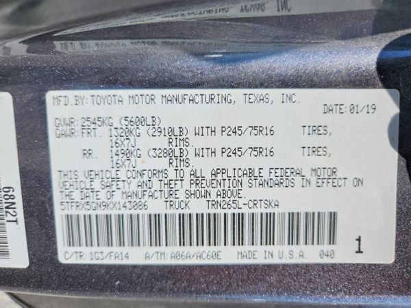 2019 TOYOTA TACOMA SR5