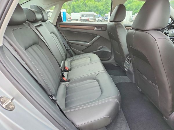 2020 VOLKSWAGEN PASSAT SEL