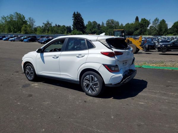 2023 HYUNDAI KONA SE